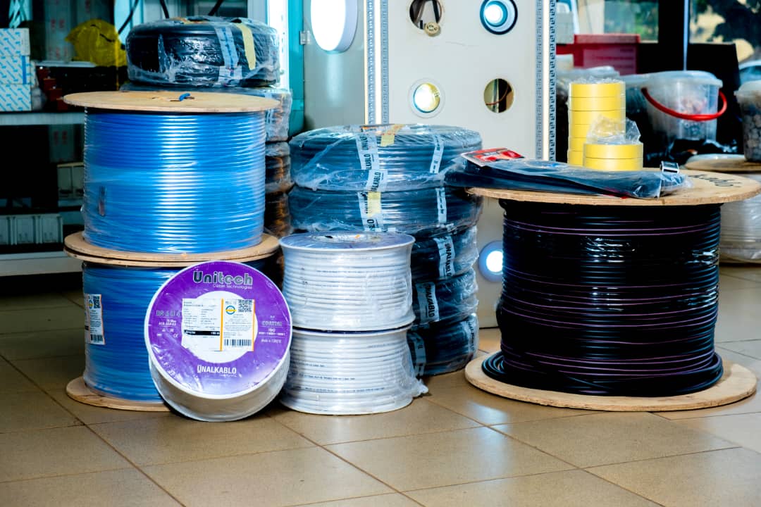 Câbles BTA — Williams Éclairage