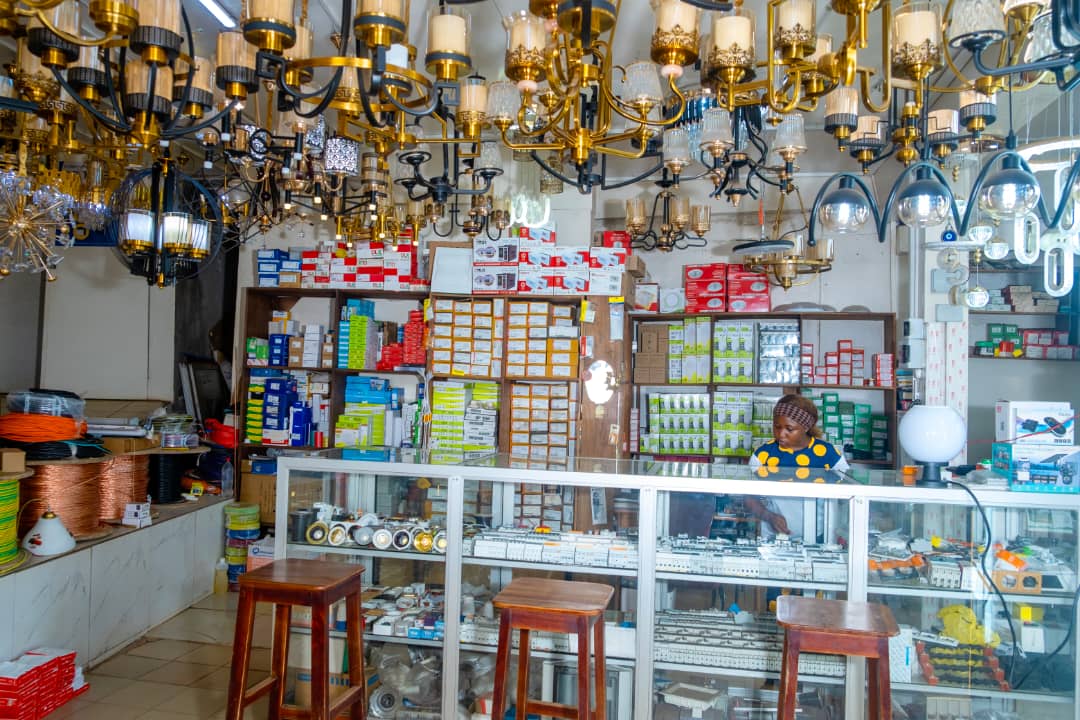 Éclairage Industriel — Williams Éclairage